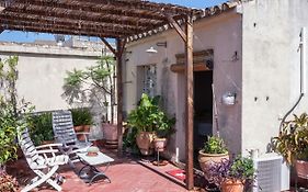 Apartamento Duplex con hermosa terraza cerca Alameda de Hércules
